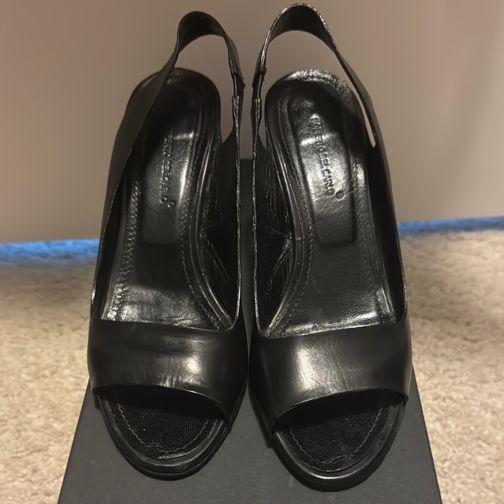 Roberto Del Carlo Black Leather Peep-Toe Heels